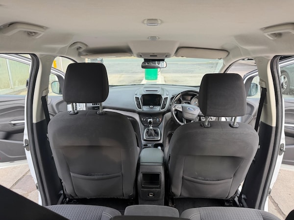 Used Ford Grand C-Max 2016 for sale - 76152135: Photo 15