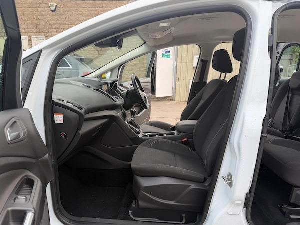 Used Ford Grand C-Max 2016 for sale - 76152135: Photo 9
