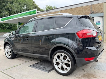 Used Ford Kuga 2010 for sale - 79362359: Photo