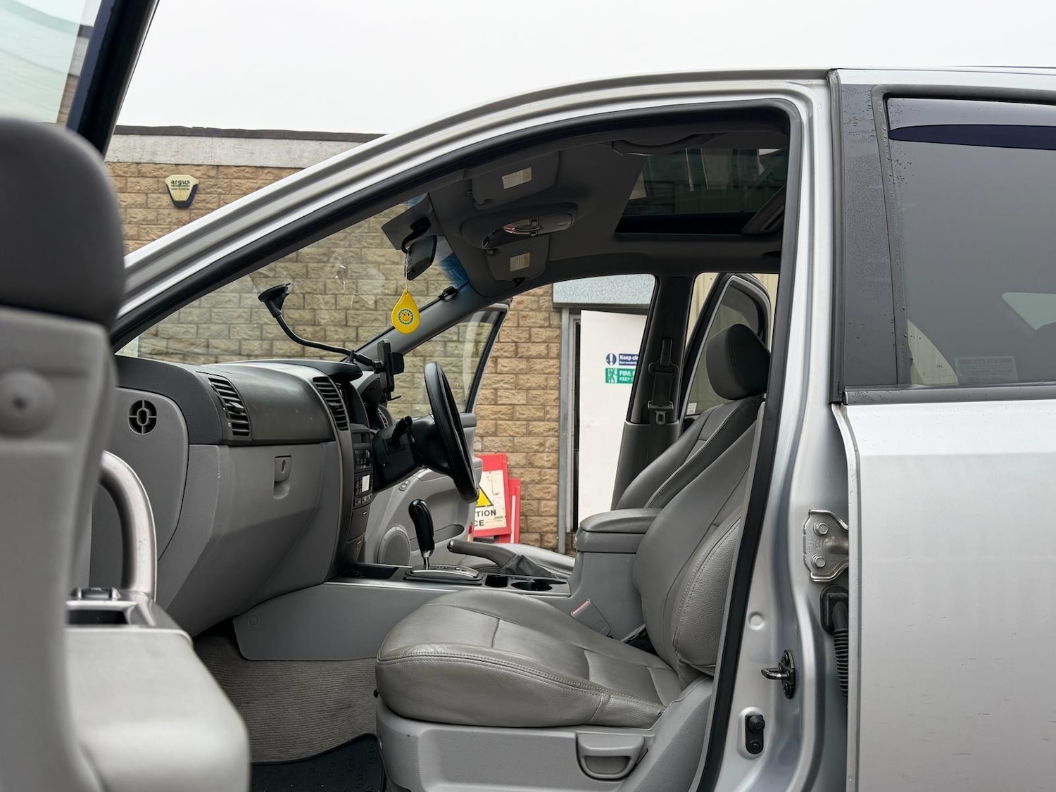 Used Kia Sorento 2006 for sale - 77143399: Photo 12