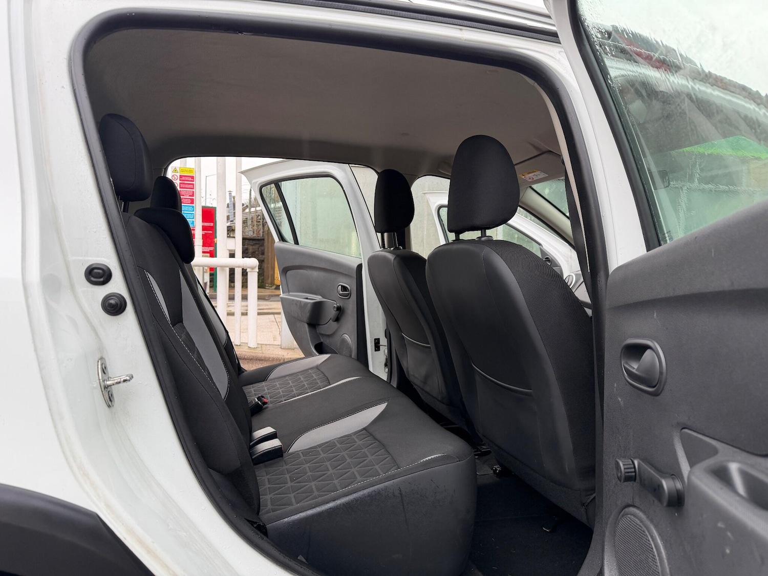 Used Dacia Sandero Stepway 2014 for sale - 76632748: Photo 13