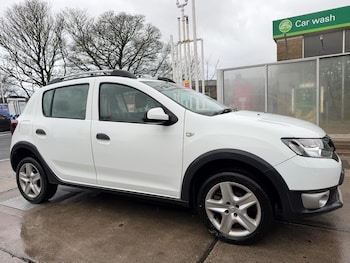 Used Dacia Sandero Stepway 2014 for sale - 76632748: Photo