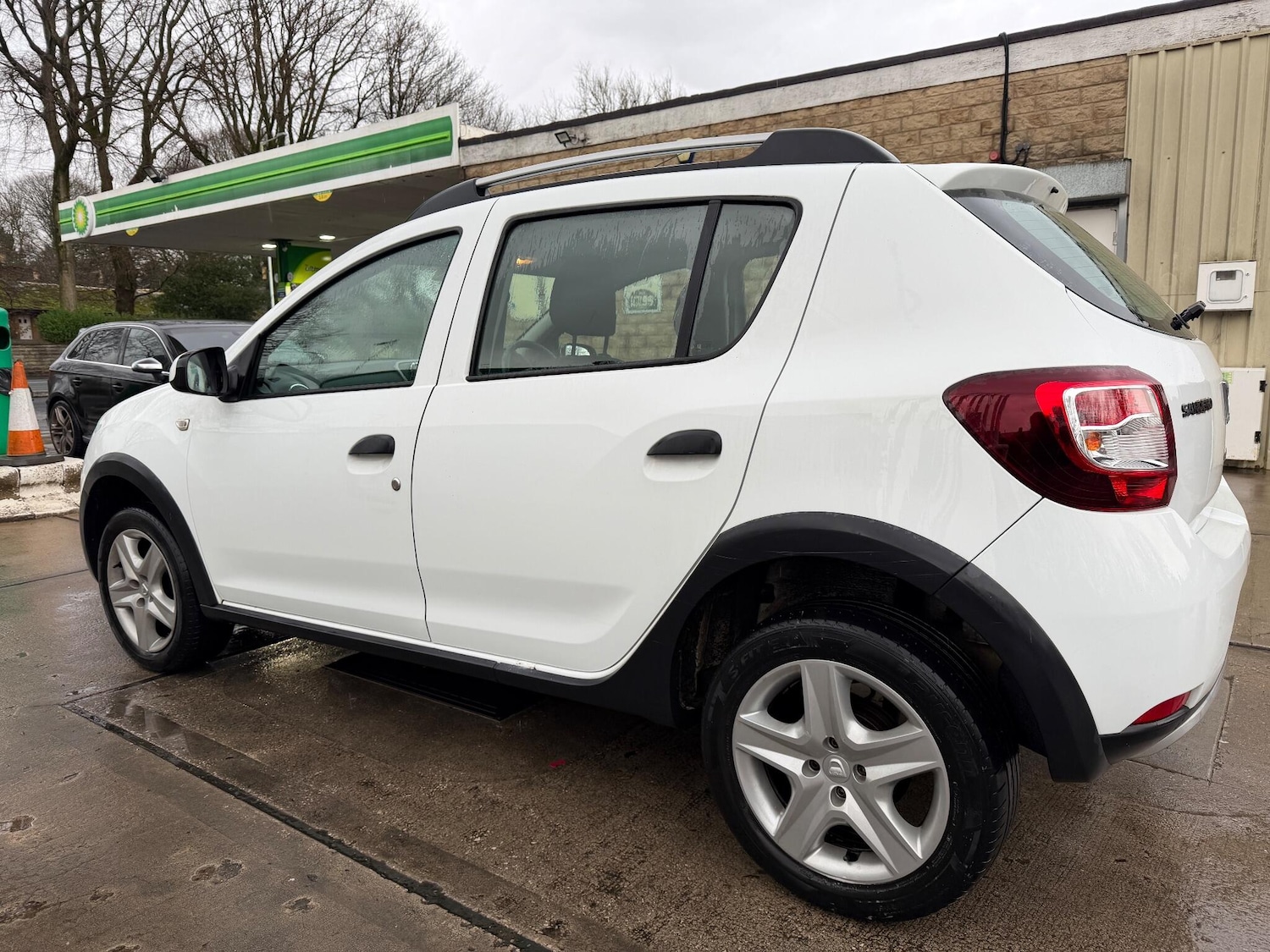 Used Dacia Sandero Stepway 2014 for sale - 76632748: Photo 5