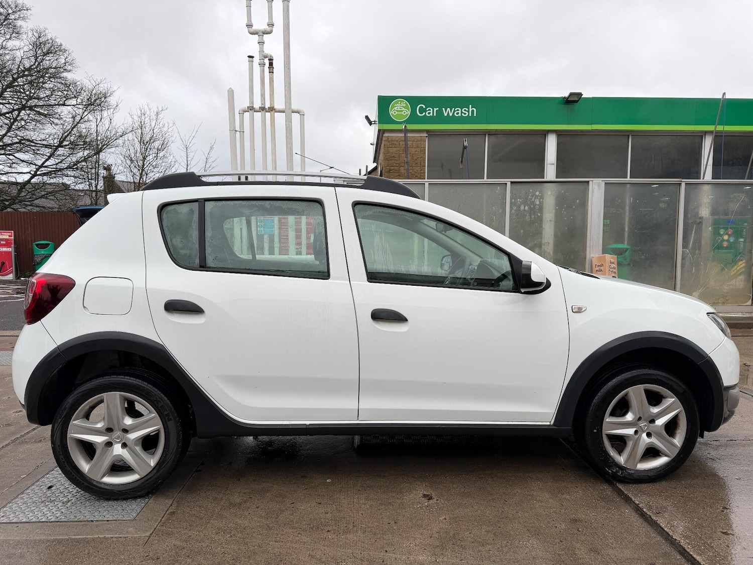 Used Dacia Sandero Stepway 2014 for sale - 76632748: Photo 6