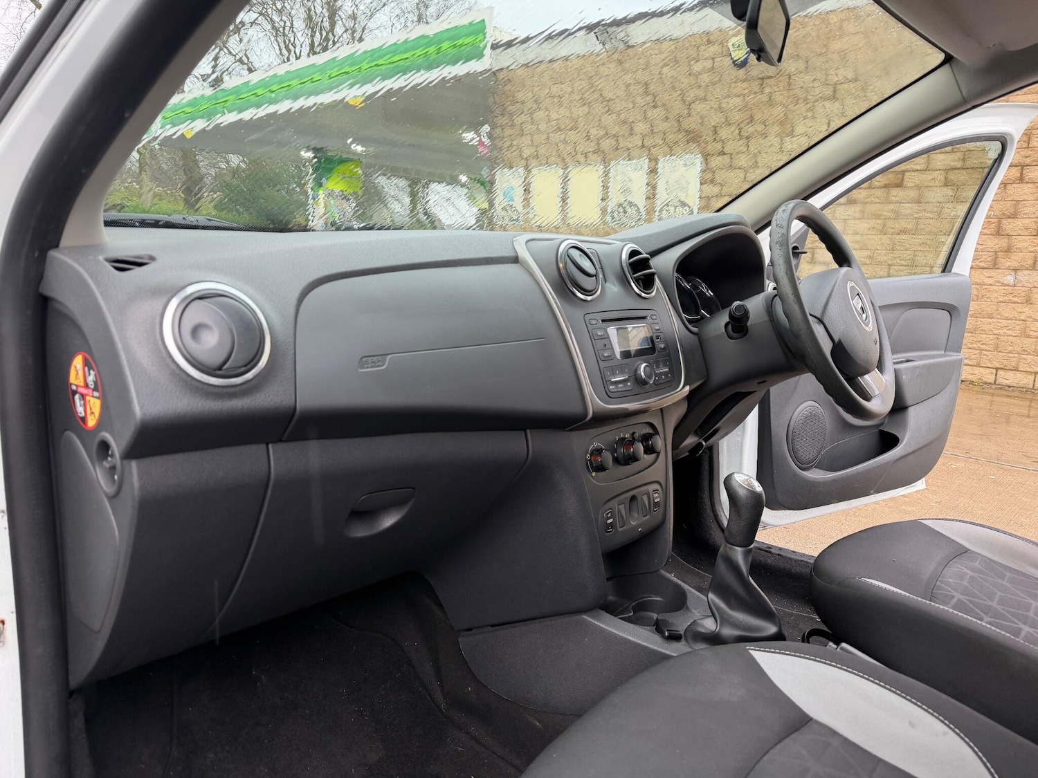 Used Dacia Sandero Stepway 2014 for sale - 76632748: Photo 9