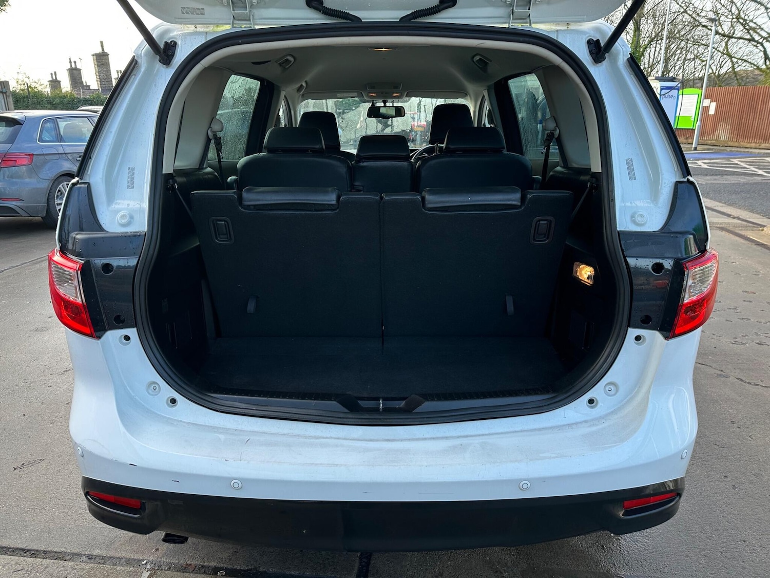 Used Mazda Mazda5 2015 for sale - 77344494: Photo 10