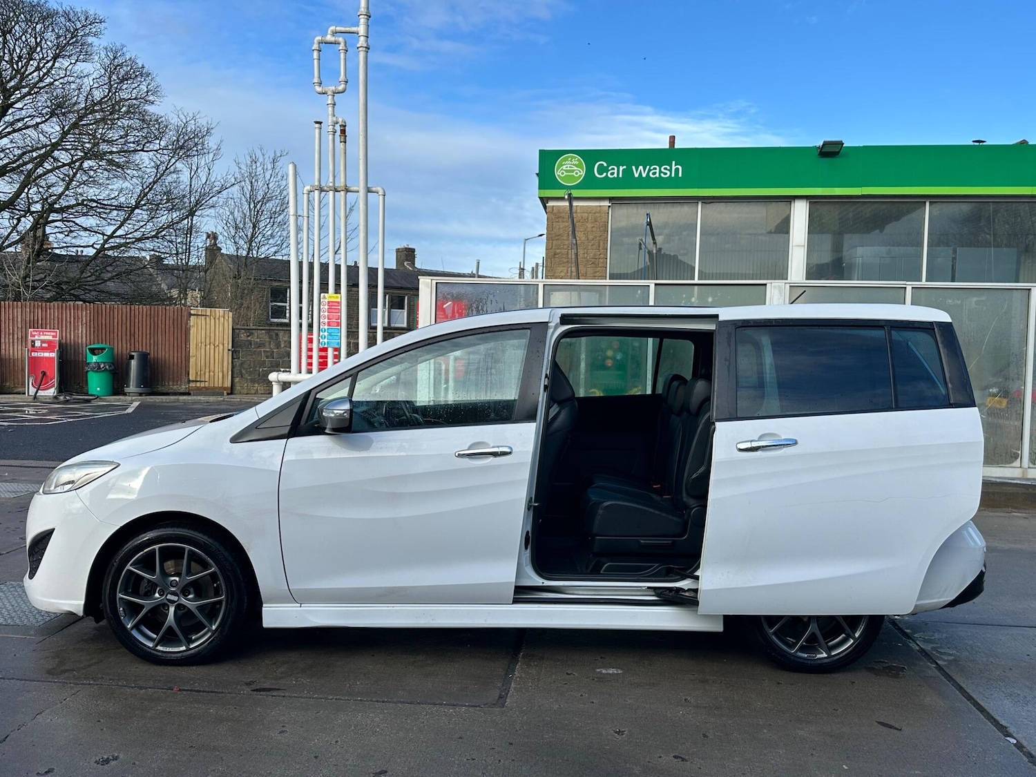 Used Mazda Mazda5 2015 for sale - 77344494: Photo 6