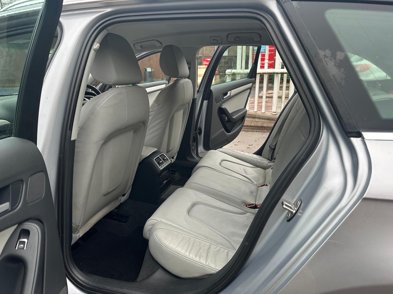 Used Audi A4 2015 for sale - 76991185: Photo 12