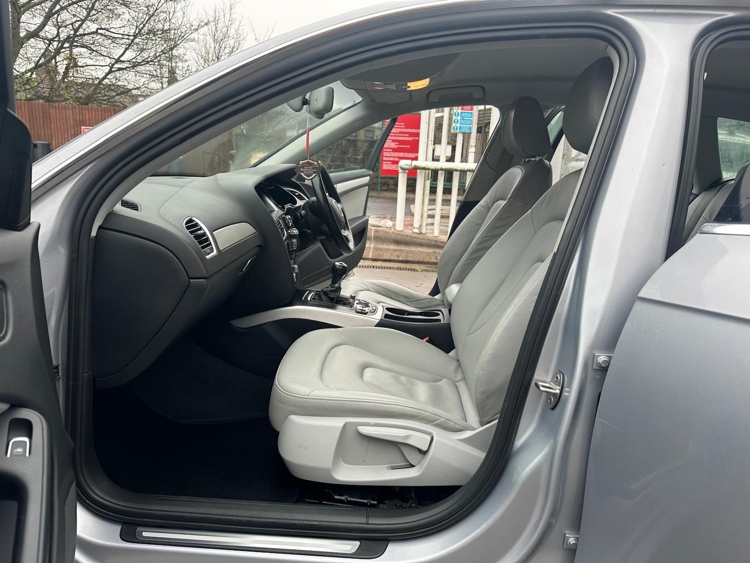 Used Audi A4 2015 for sale - 76991185: Photo 13