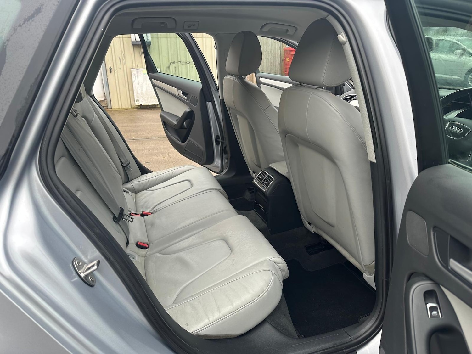 Used Audi A4 2015 for sale - 76991185: Photo 16