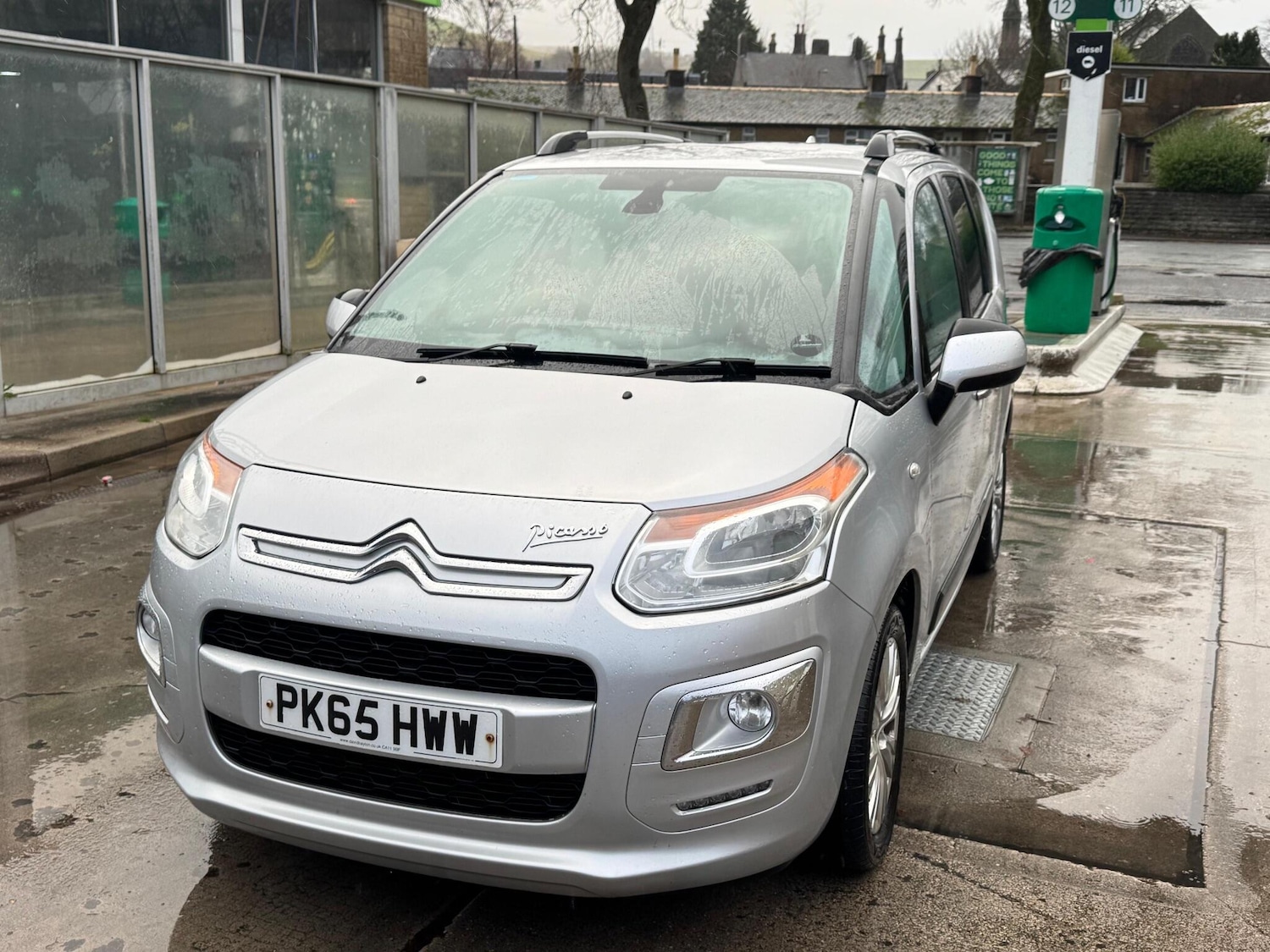 Used Citroen C3 Picasso 2015 for sale - 76620410: Photo 2