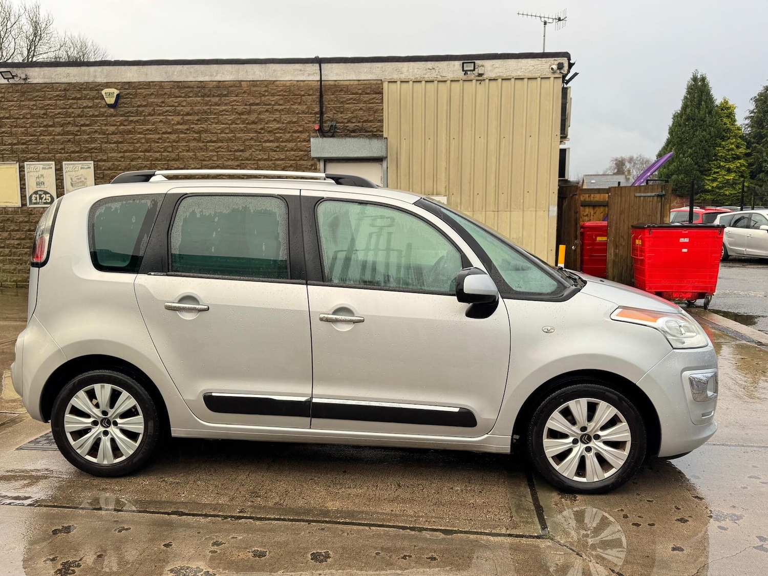 Used Citroen C3 Picasso 2015 for sale - 76620410: Photo 7