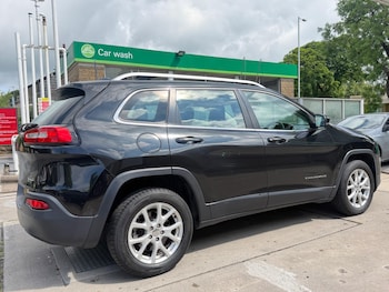Used Jeep Cherokee 2015 for sale - 79181290: Photo