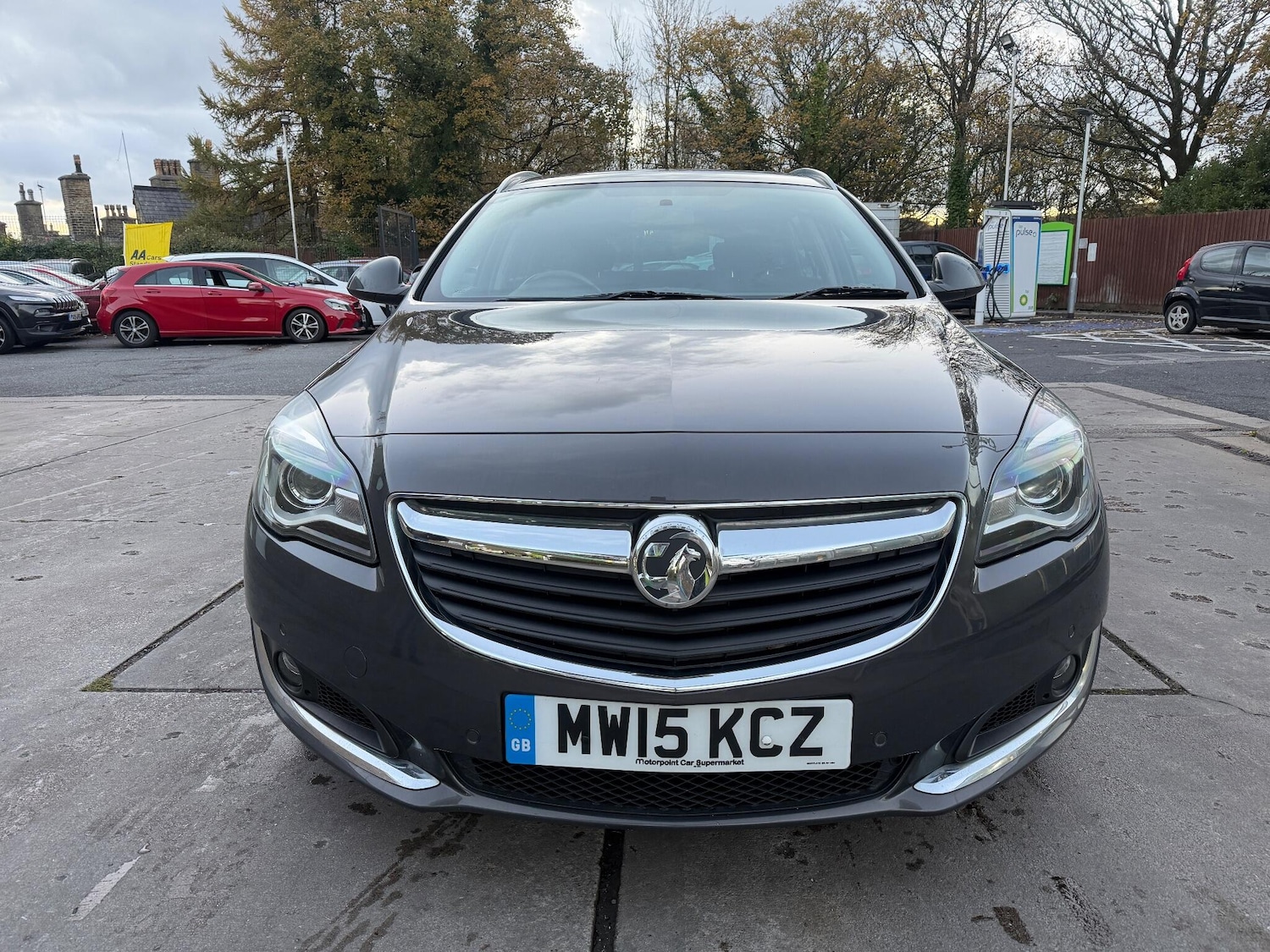 Used Vauxhall Insignia 2015 for sale - 76377812: Photo 1