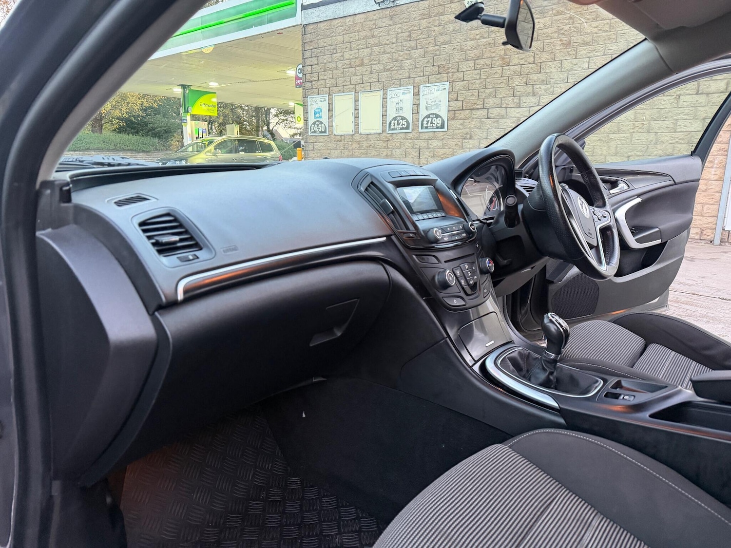 Used Vauxhall Insignia 2015 for sale - 76377812: Photo 9