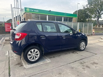 Used Dacia Sandero 2016 for sale - 75780895: Photo