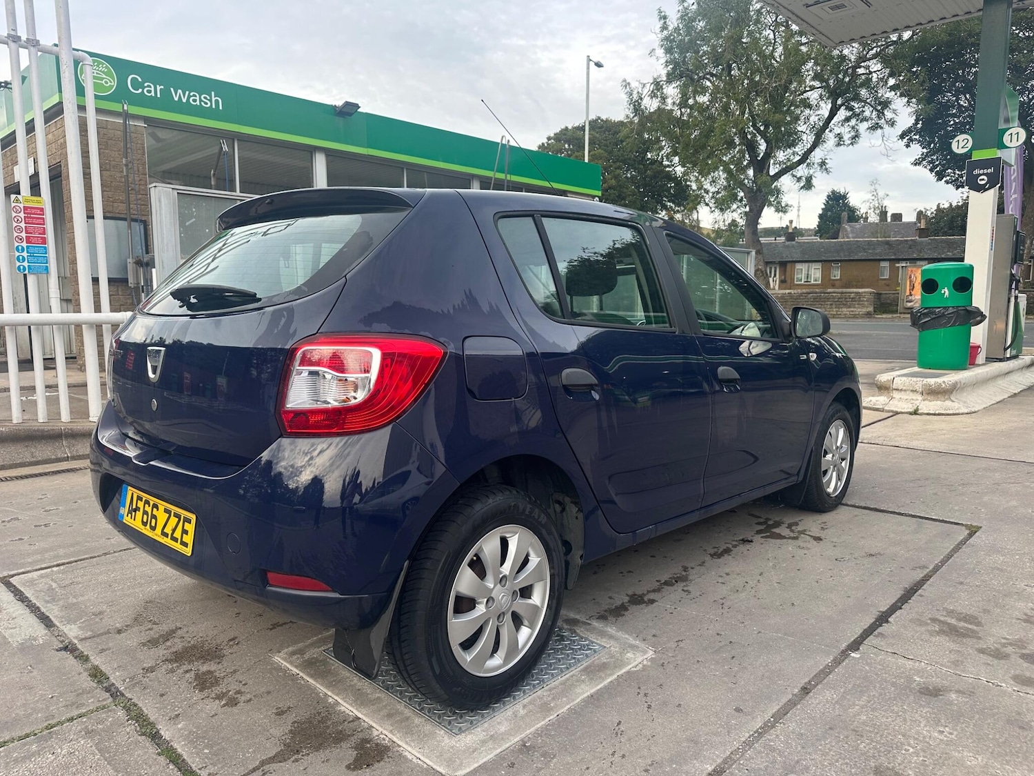 Vehicle 5