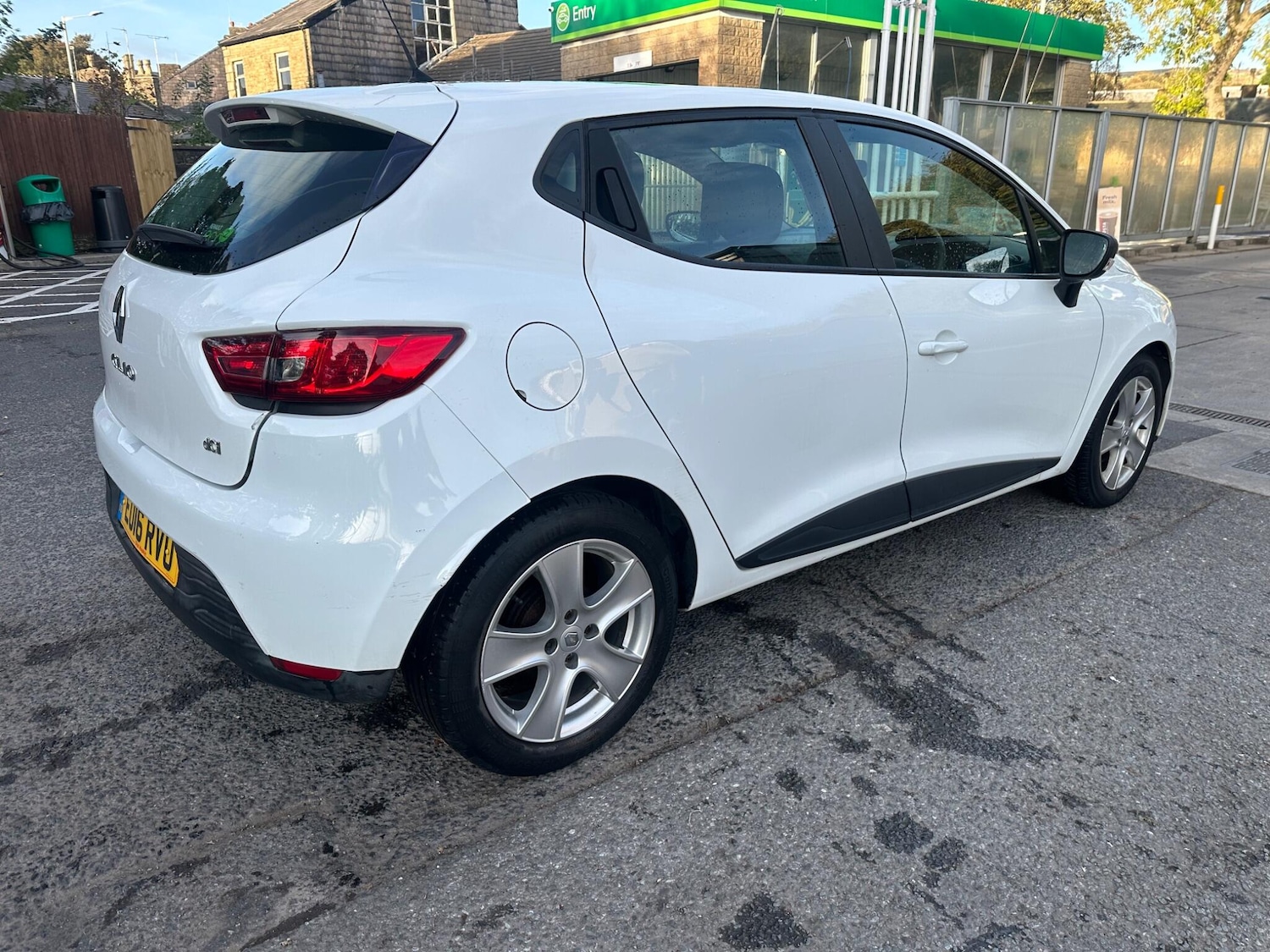 Used Renault Clio 2016 for sale - 76990362: Photo 5