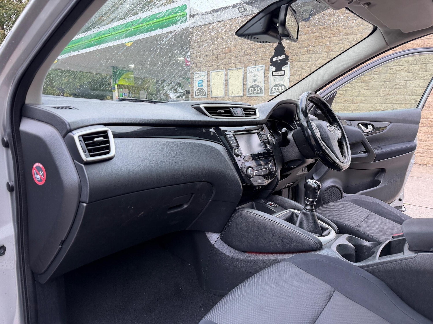 Used Nissan Qashqai 2015 for sale - 76214978: Photo 10