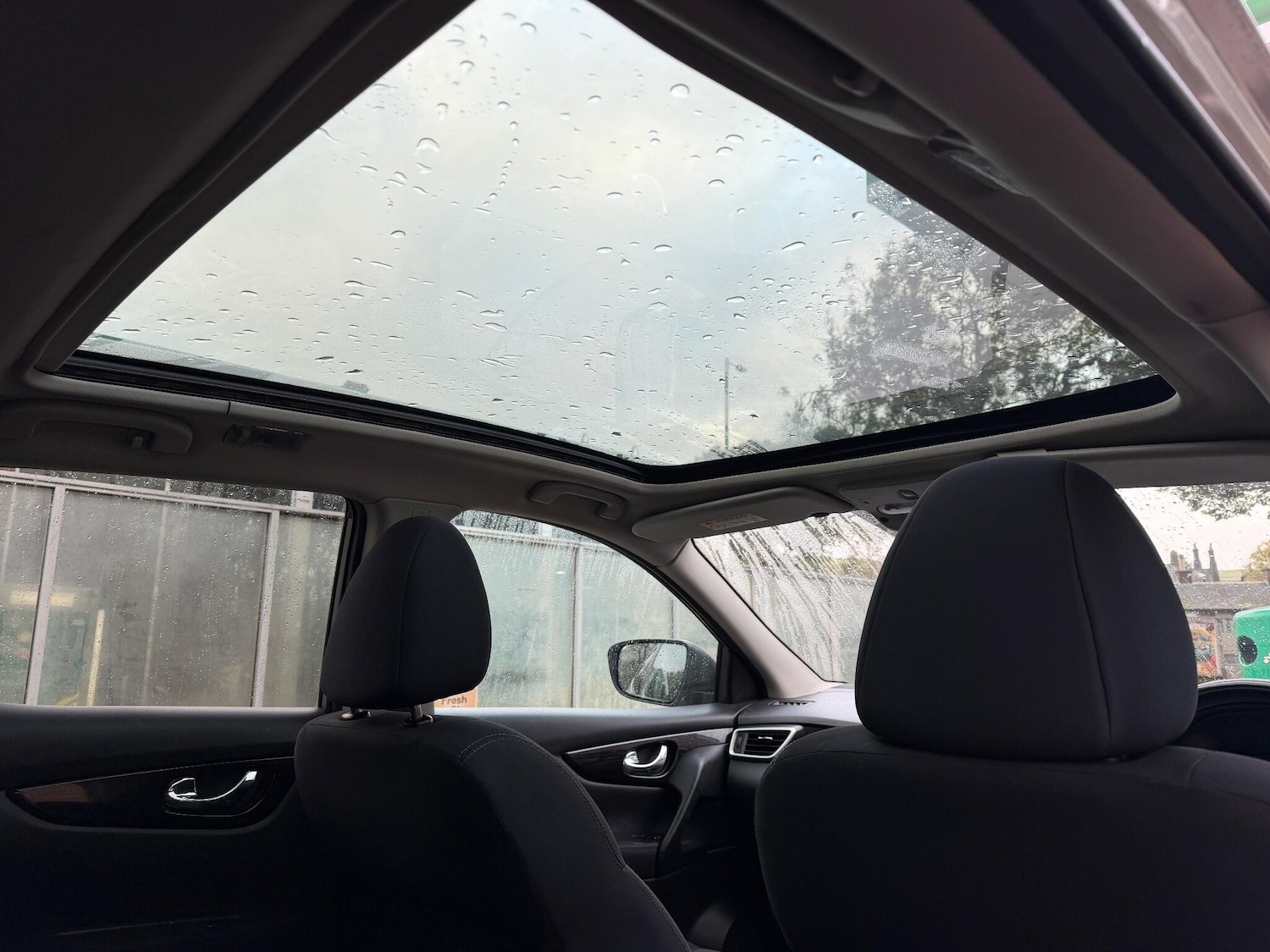 Used Nissan Qashqai 2015 for sale - 76214978: Photo 21
