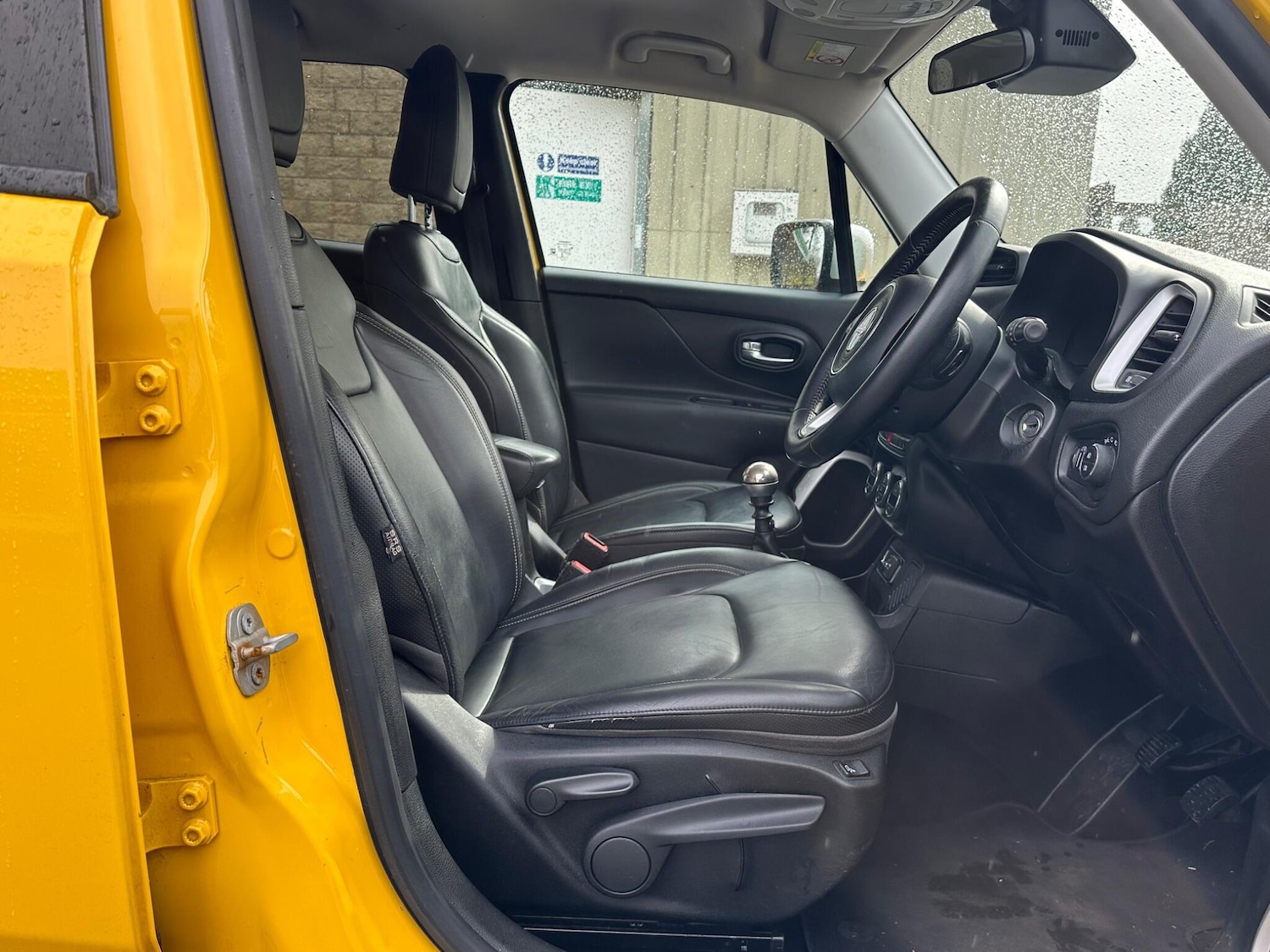 Used Jeep Renegade 2015 for sale - 77909298: Photo 13