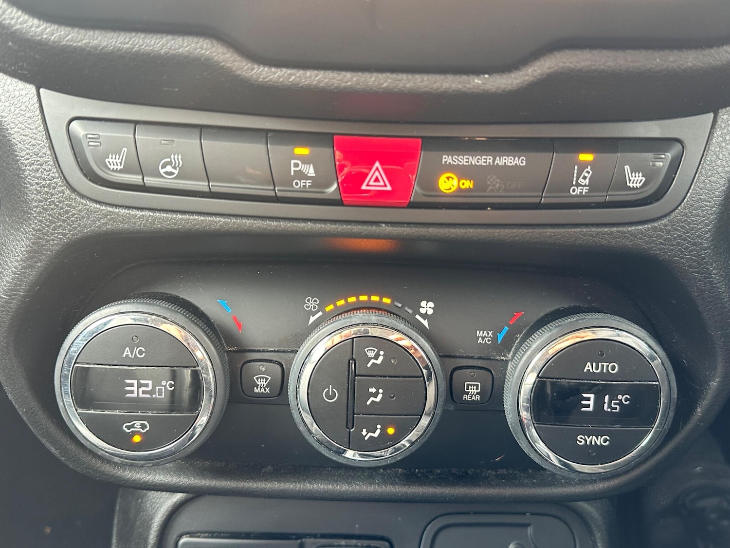 Used Jeep Renegade 2015 for sale - 77909298: Photo 19