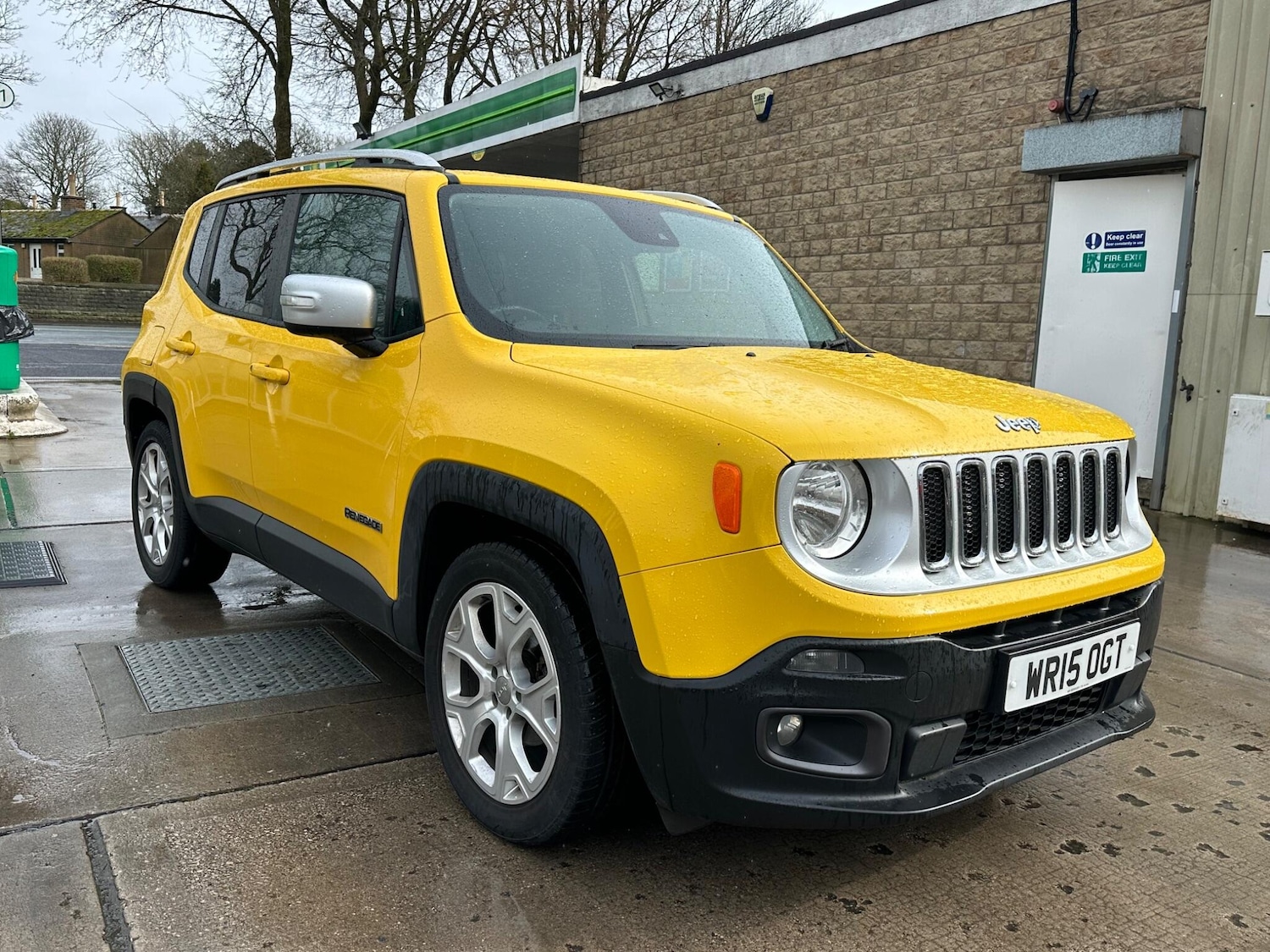 Used Jeep Renegade 2015 for sale - 77909298: Photo 2