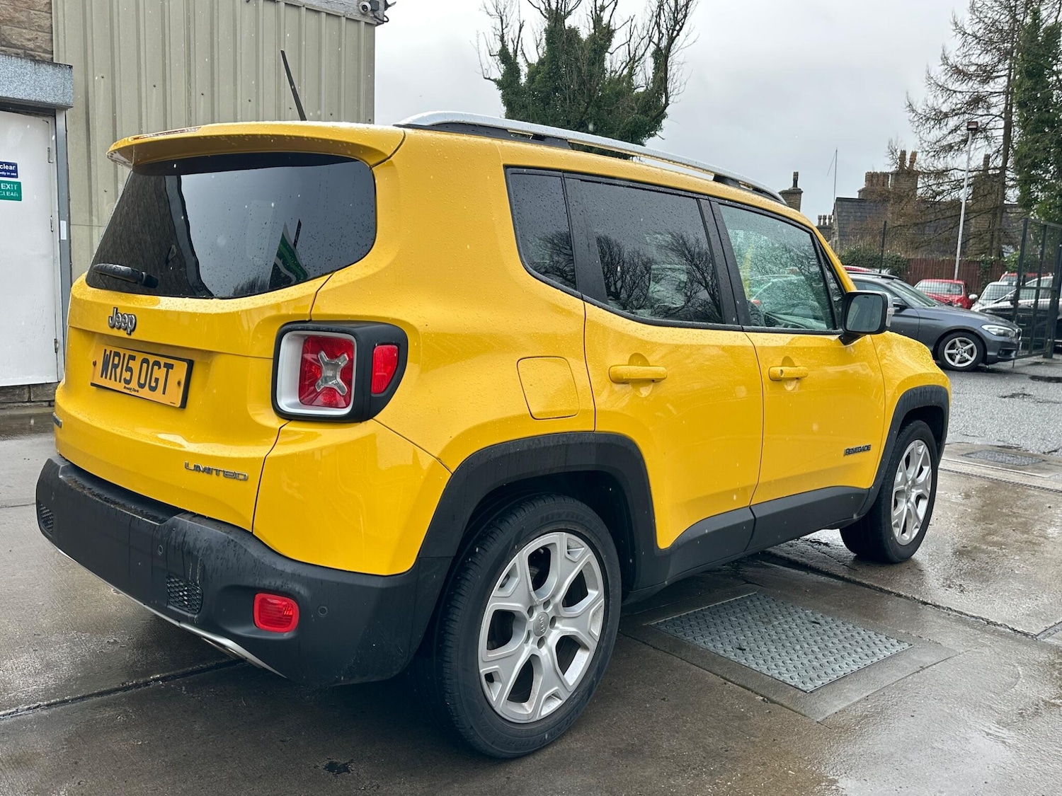 Used Jeep Renegade 2015 for sale - 77909298: Photo 4