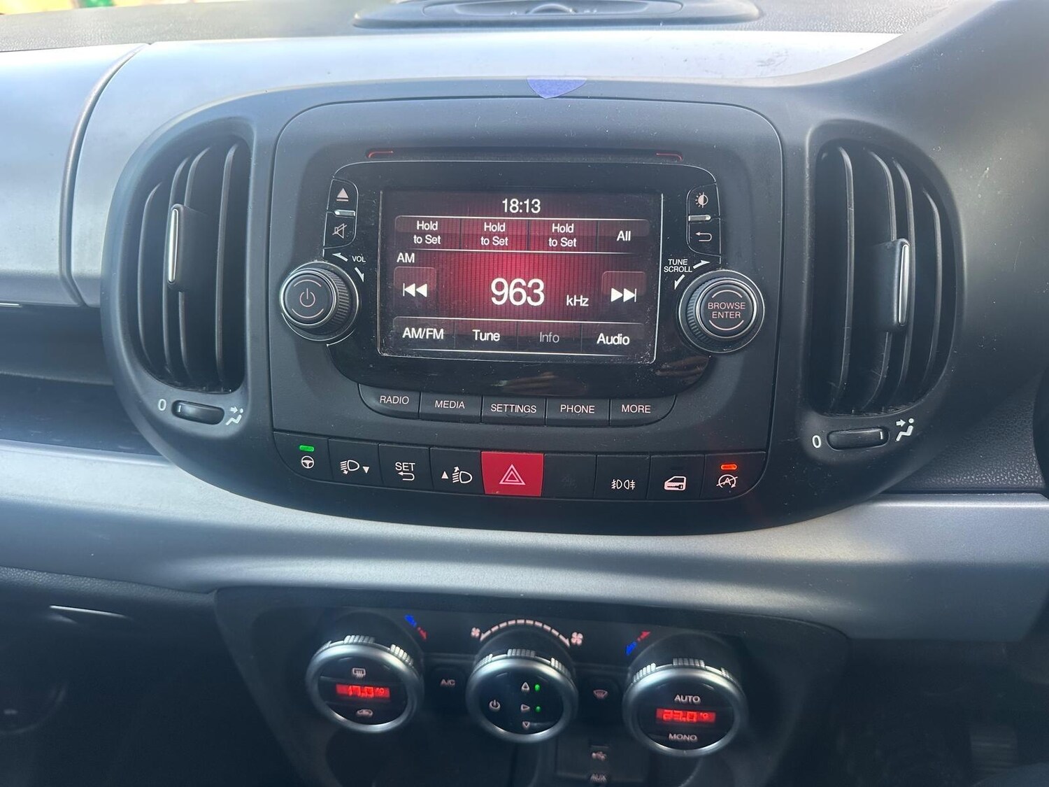 Used Fiat 500L 2015 for sale - 75927614: Photo 19