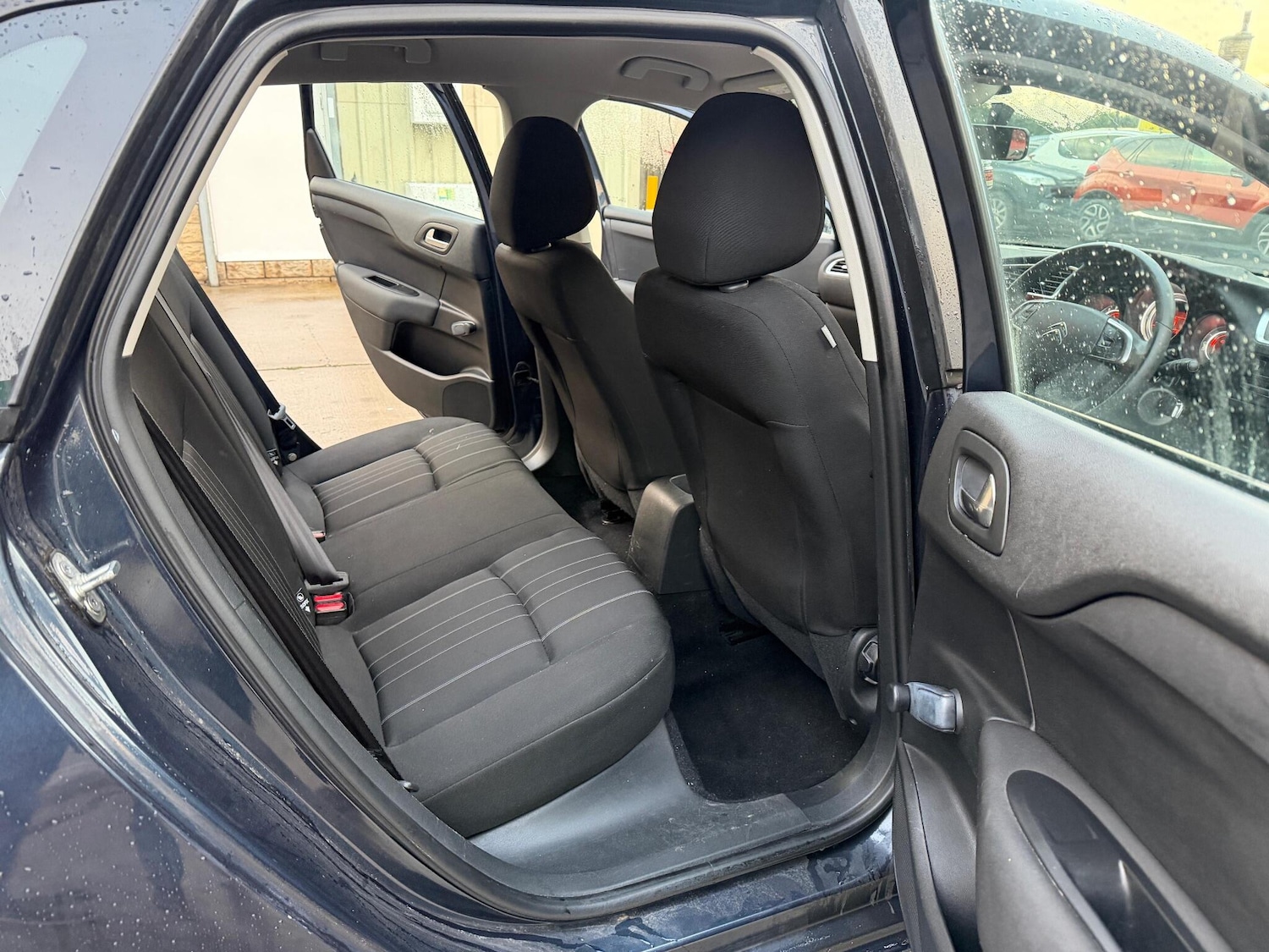 Used Citroen C4 2015 for sale - 76327130: Photo 15