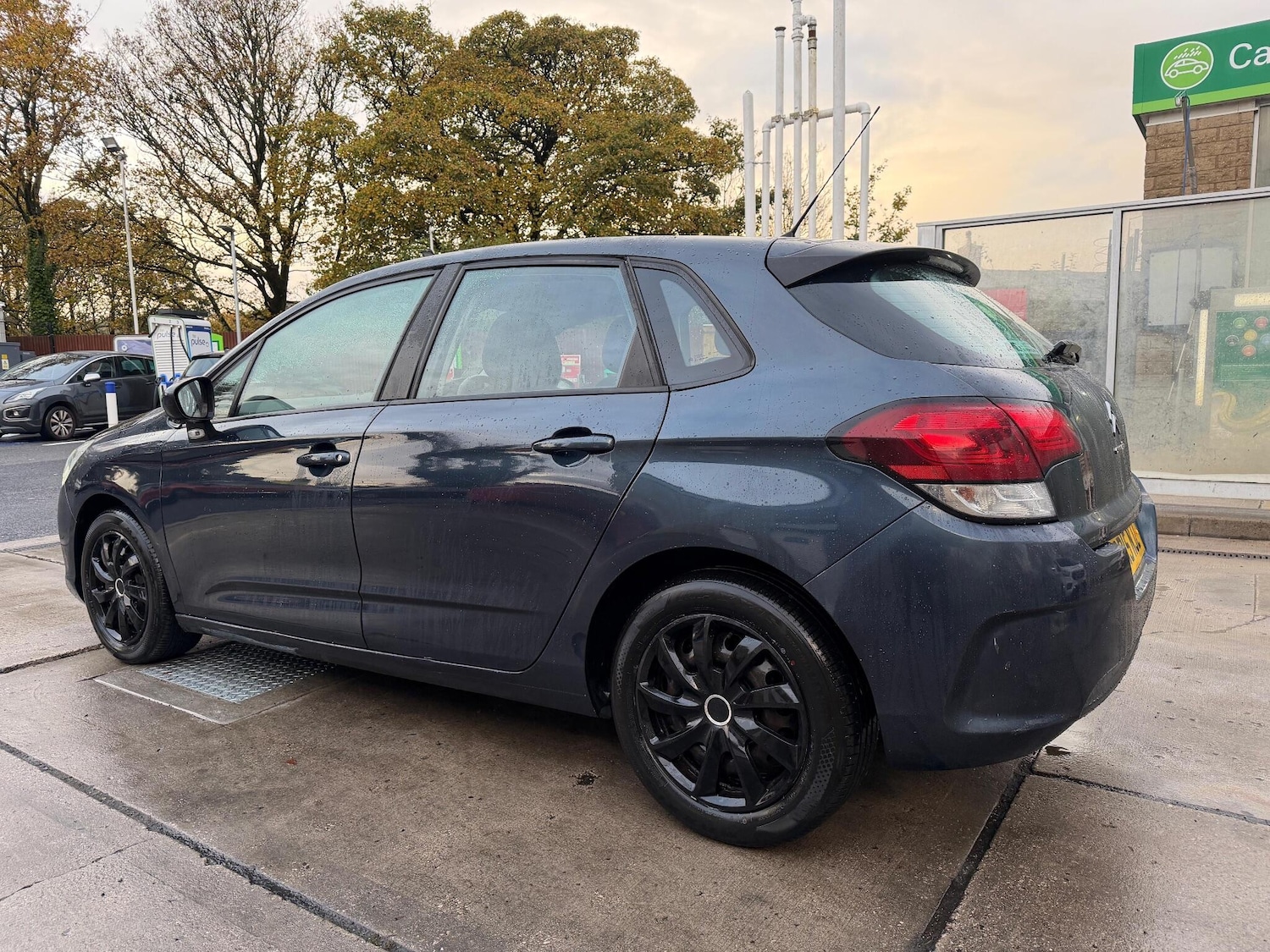Used Citroen C4 2015 for sale - 76327130: Photo 4