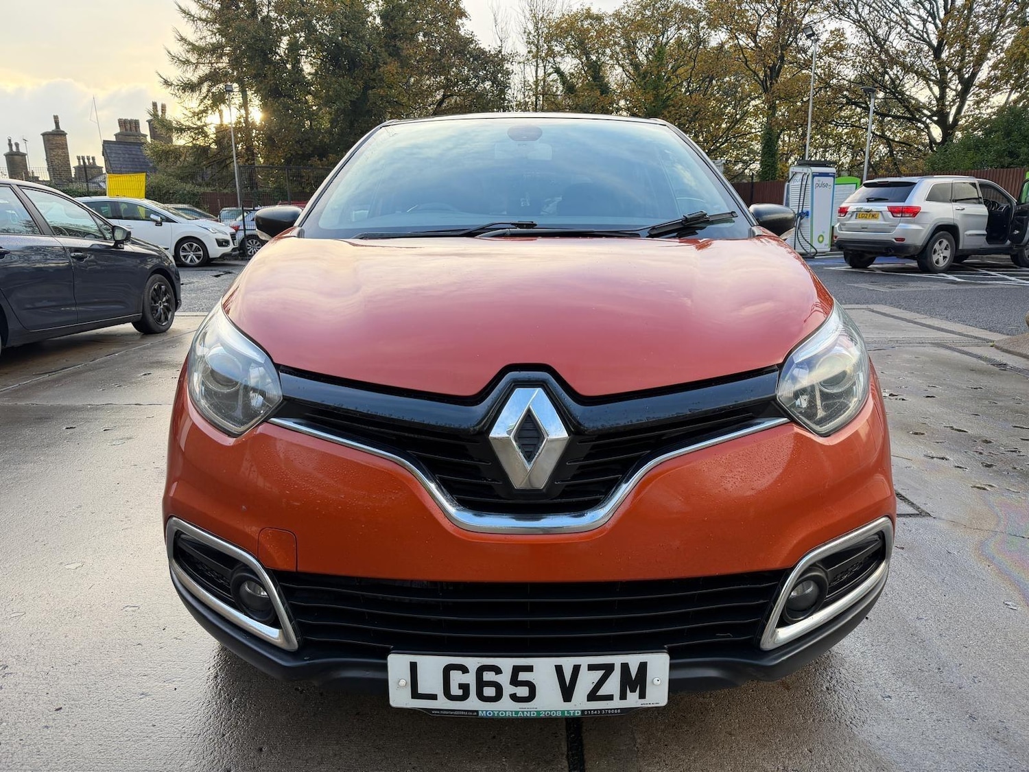 Used Renault Captur 2015 for sale - 76327330: Photo 2
