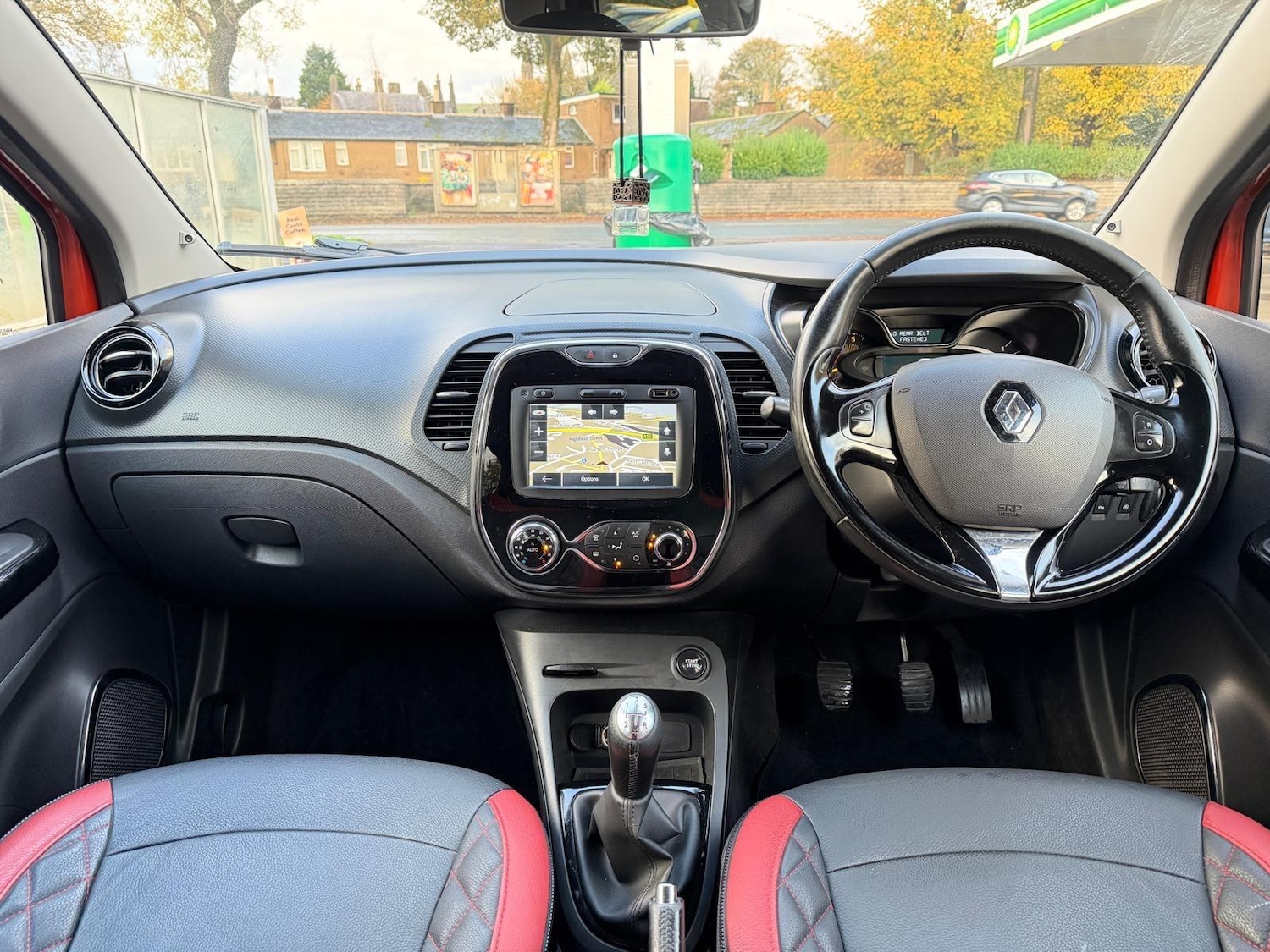 Used Renault Captur 2015 for sale - 76327330: Photo 21