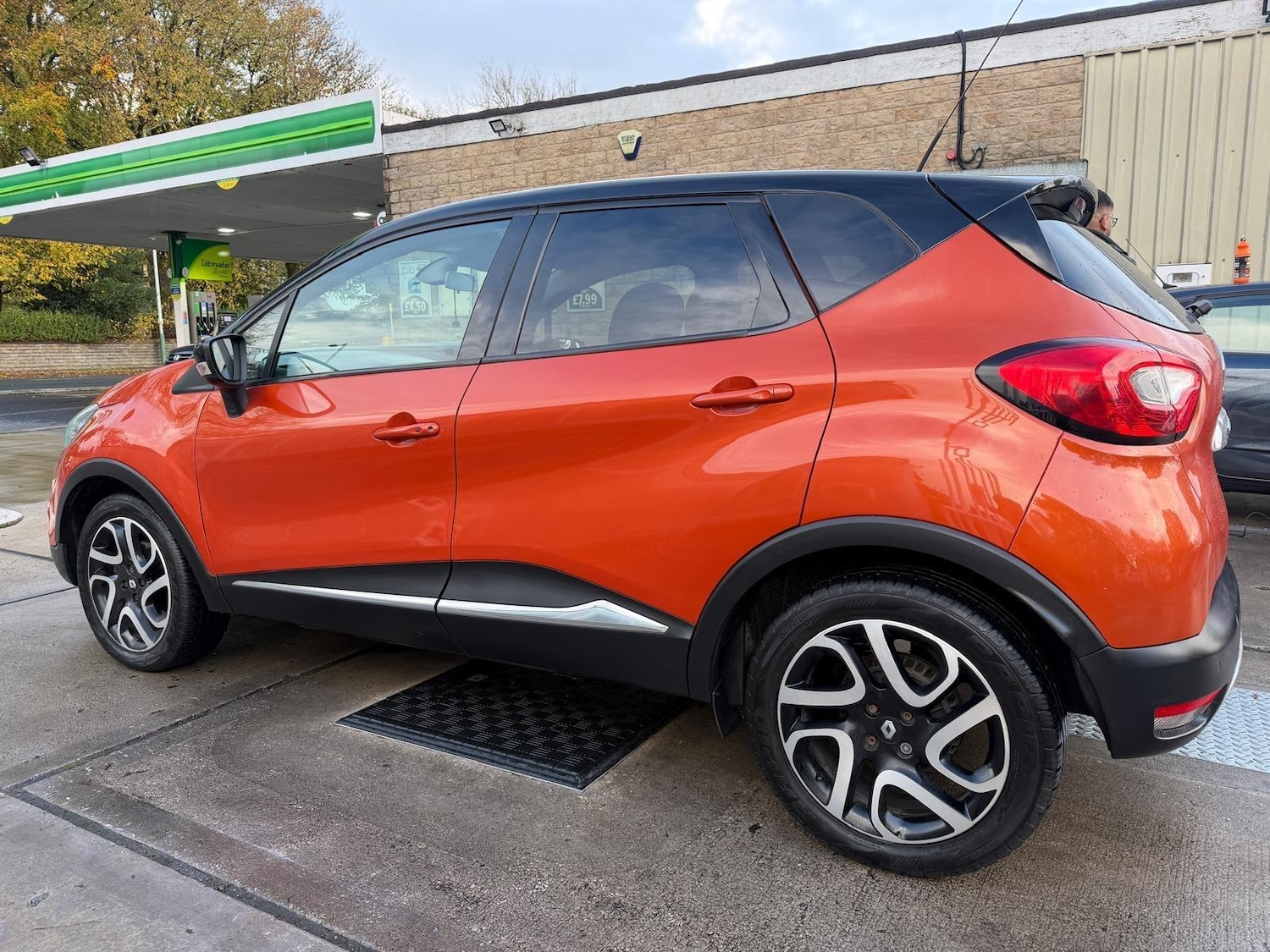 Used Renault Captur 2015 for sale - 76327330: Photo 5