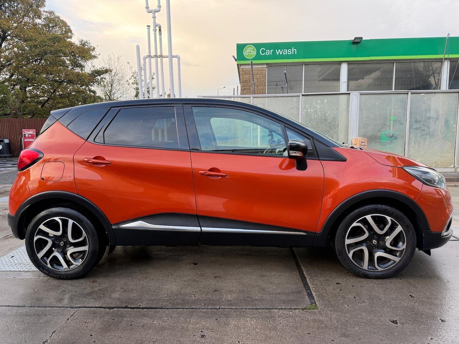 Used Renault Captur 2015 for sale - 76327330: Photo 8
