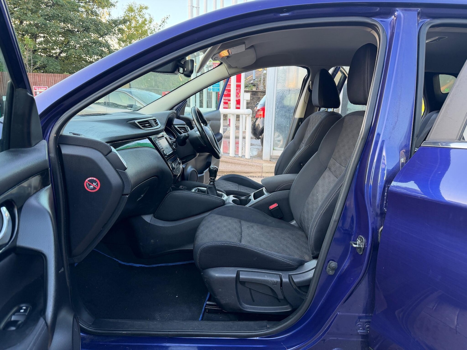 Used Nissan Qashqai 2015 for sale - 76214223: Photo 12