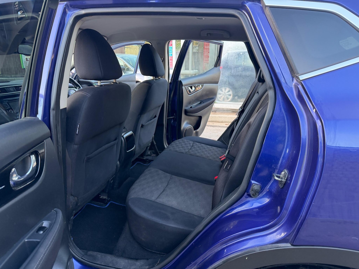 Used Nissan Qashqai 2015 for sale - 76214223: Photo 15