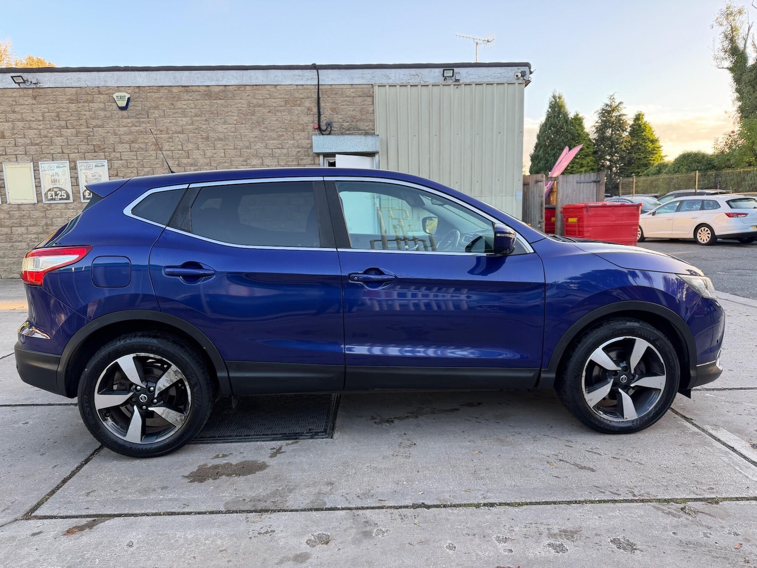 Used Nissan Qashqai 2015 for sale - 76214223: Photo 9