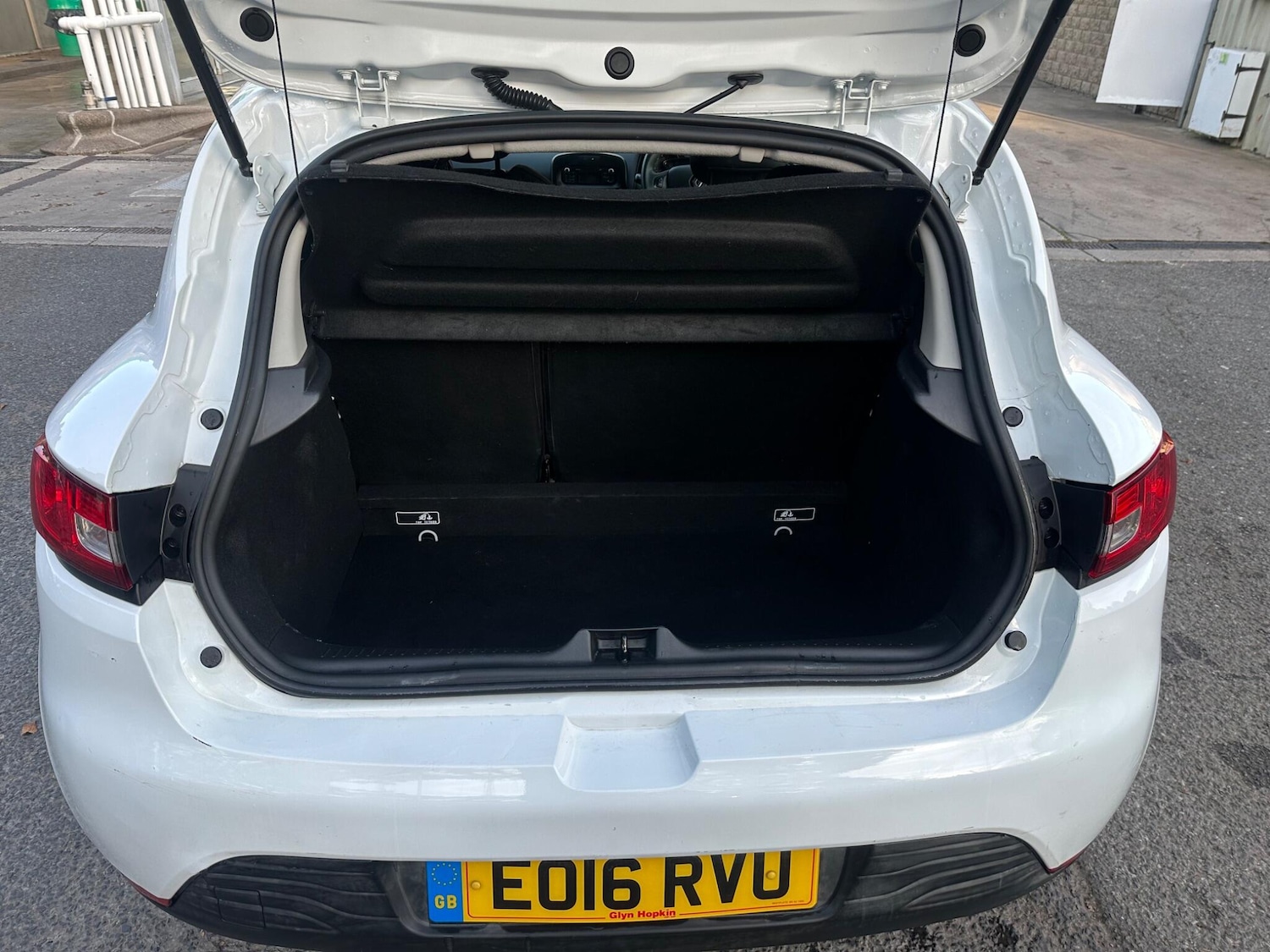 Used Renault Clio 2016 for sale - 76246973: Photo 12