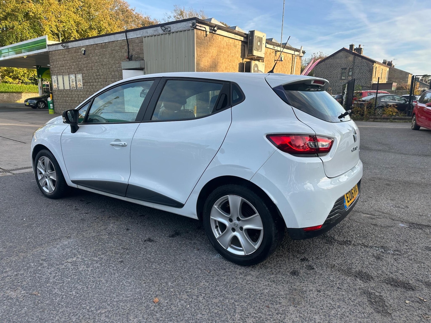 Used Renault Clio 2016 for sale - 76246973: Photo 6