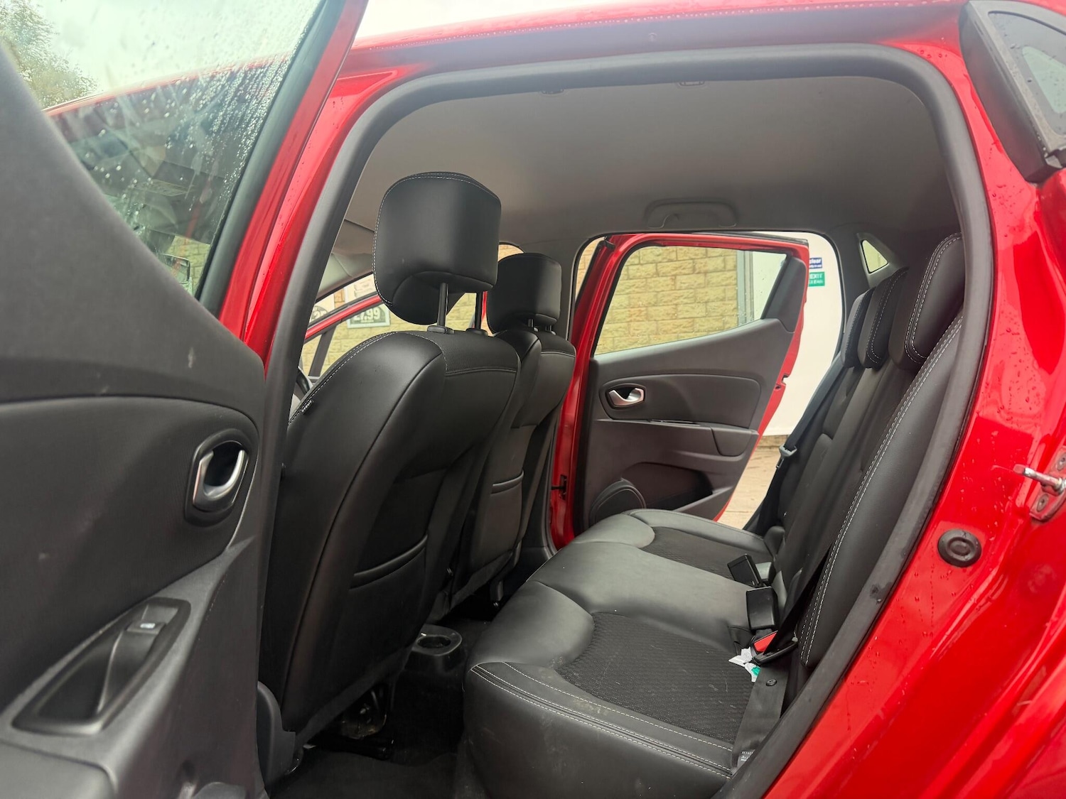 Used Renault Clio 2017 for sale - 76295987: Photo 10