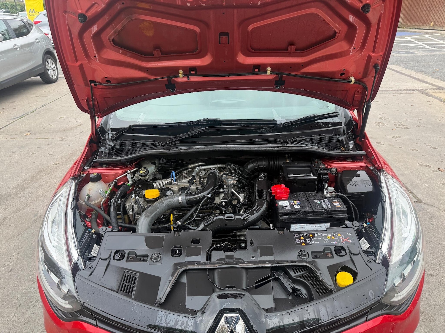 Used Renault Clio 2017 for sale - 76295987: Photo 17