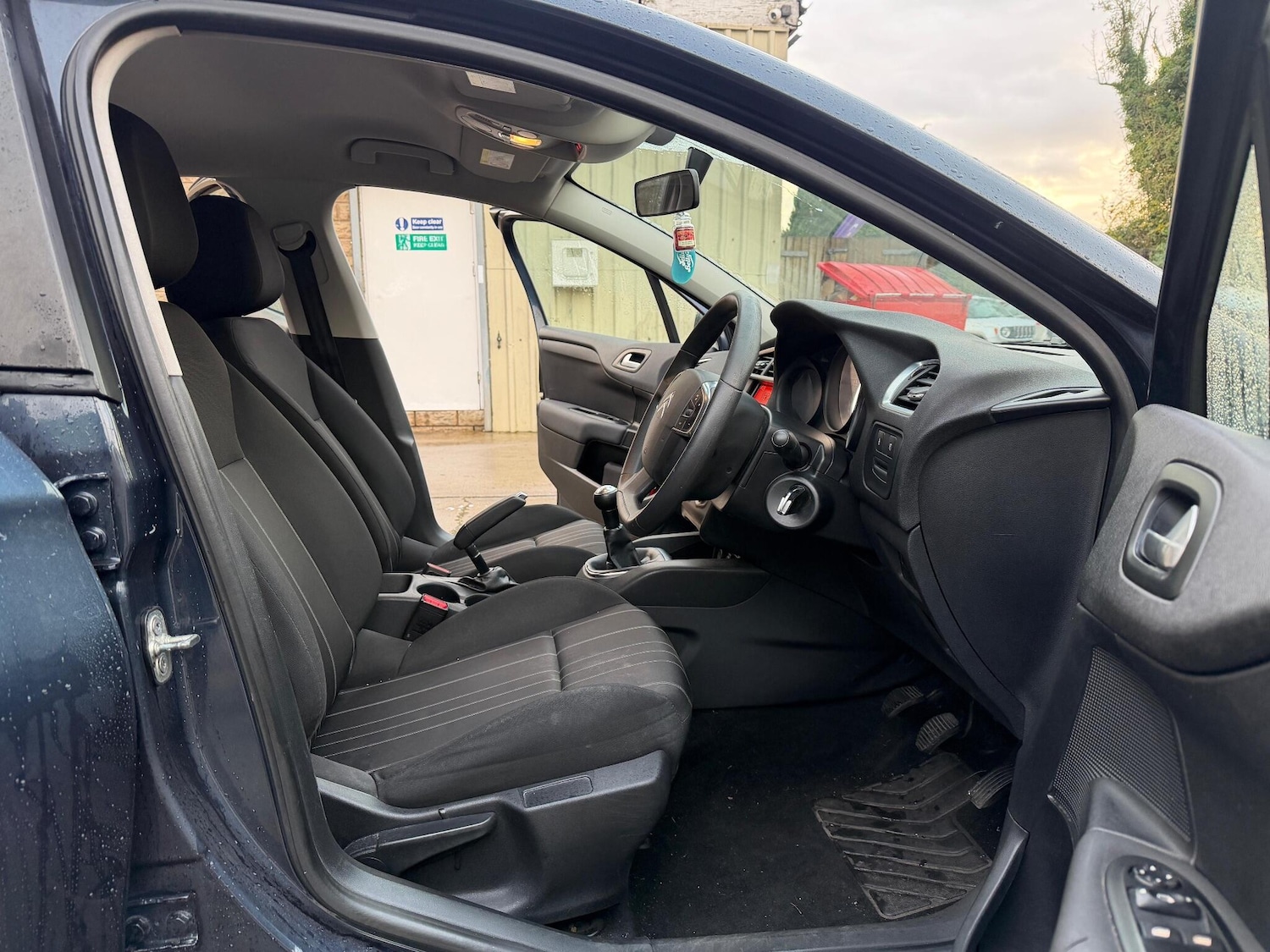 Used Citroen C4 for sale - 76994441: Photo 12