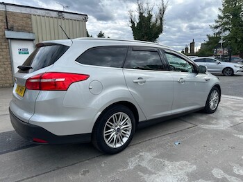 Used Ford Focus 2017 for sale - 78504433: Photo
