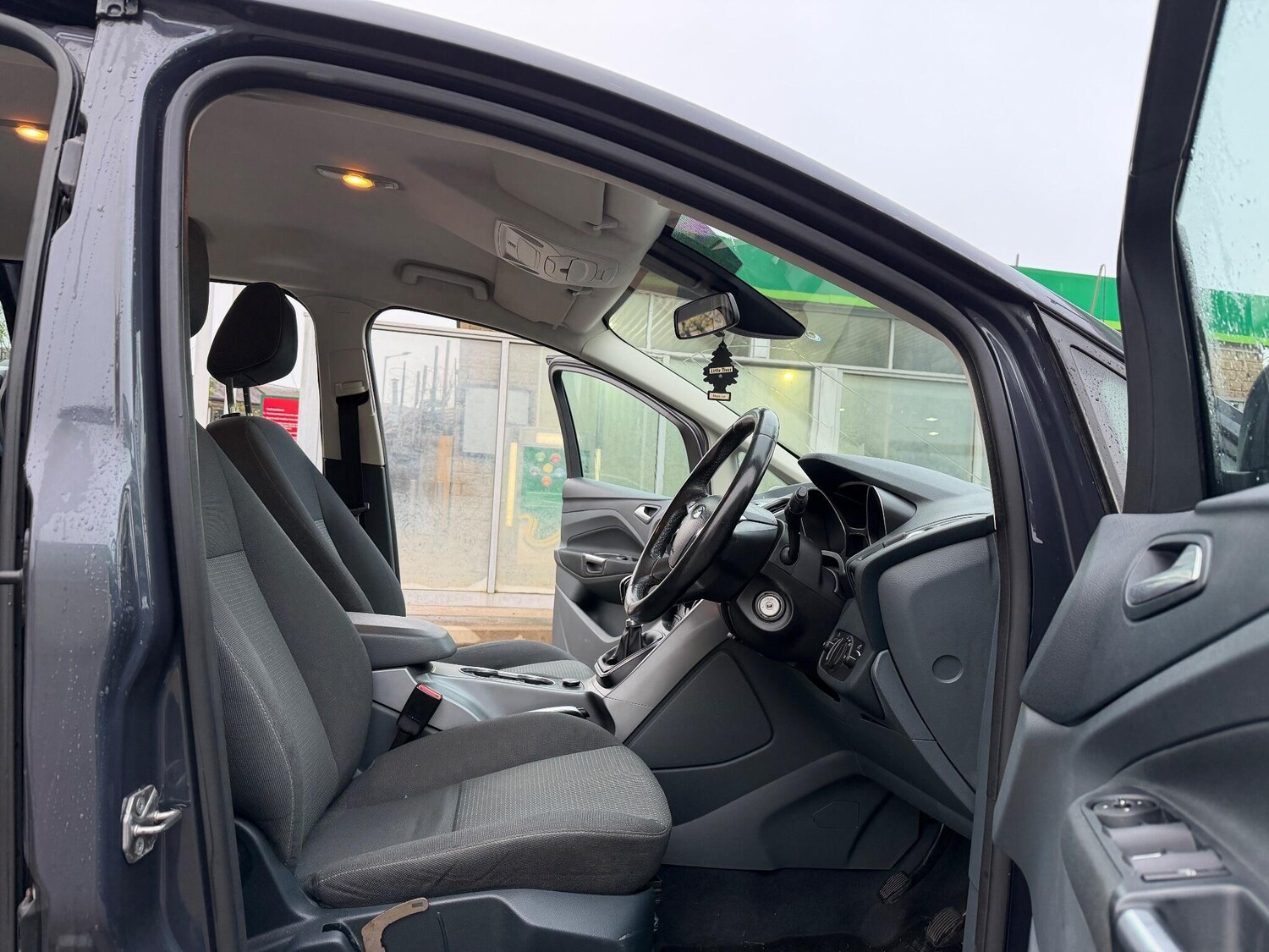 Used Ford Grand C-Max 2014 for sale - 76441200: Photo 12