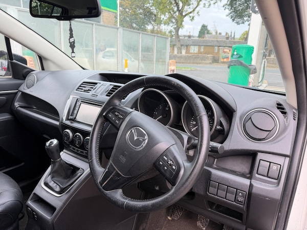Used Mazda Mazda5 2015 for sale - 76095095: Photo 9