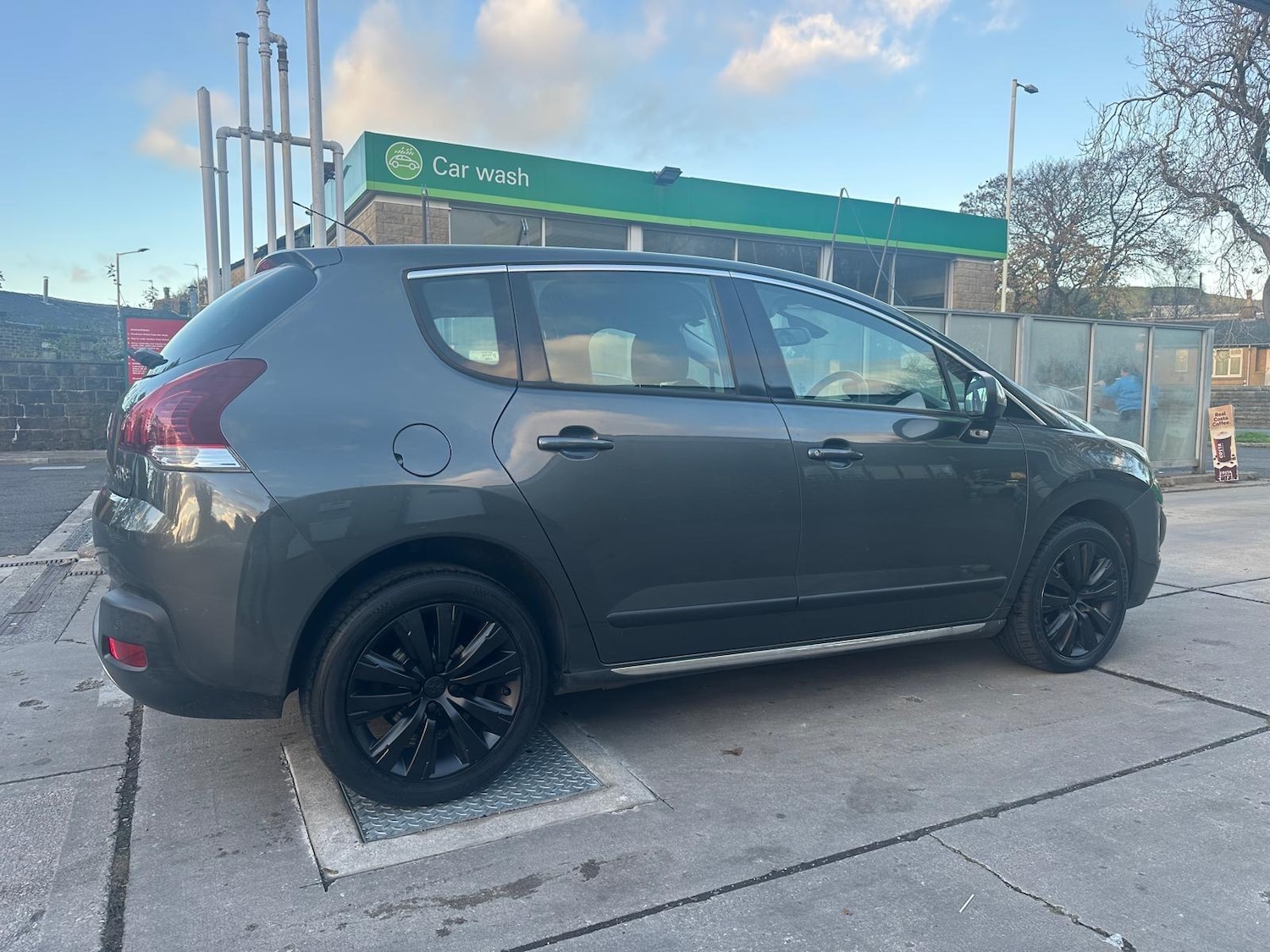 Used Peugeot 3008 2014 for sale - 76995854: Photo 11