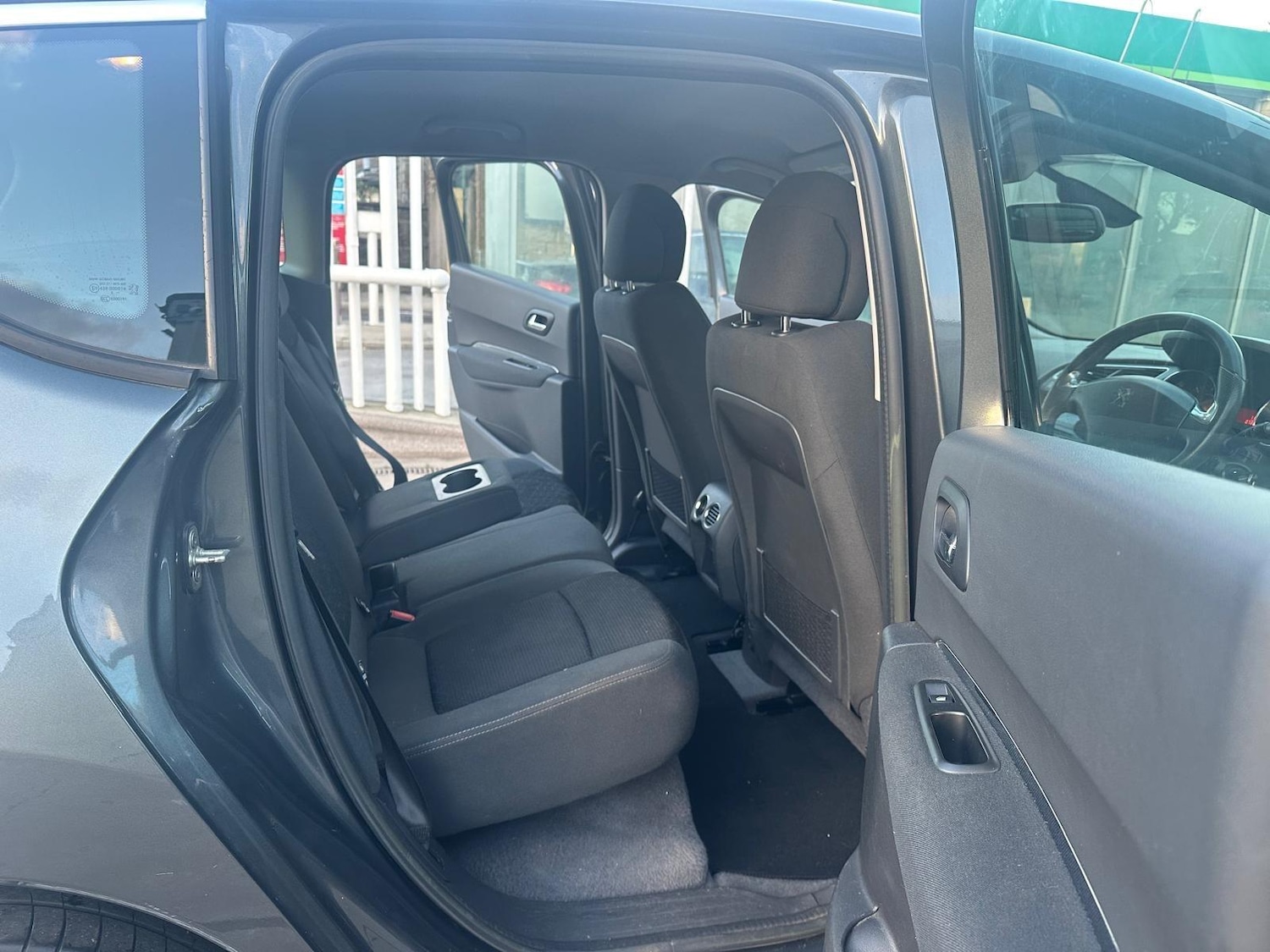 Used Peugeot 3008 2014 for sale - 76995854: Photo 17