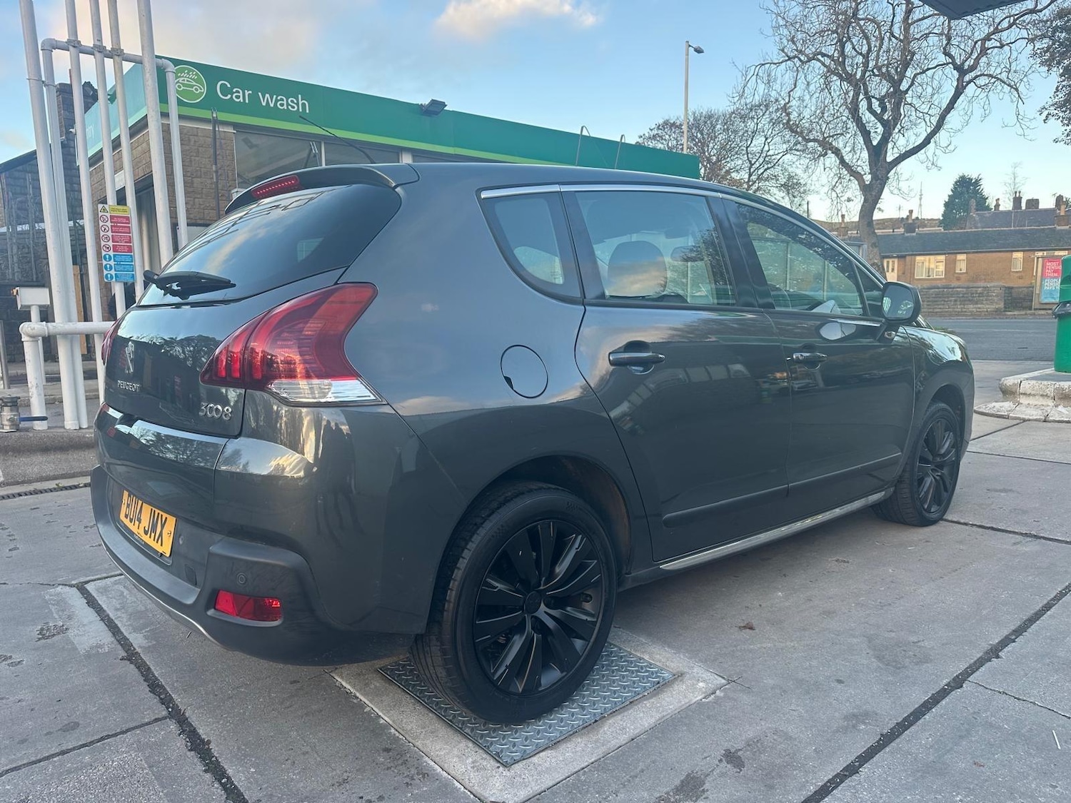 Used Peugeot 3008 2014 for sale - 76995854: Photo 8