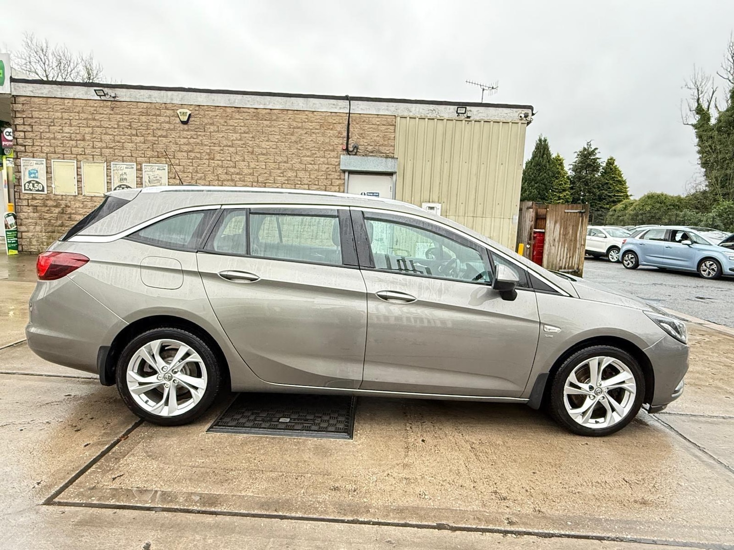 Used Vauxhall Astra 2016 for sale - 77279180: Photo 4